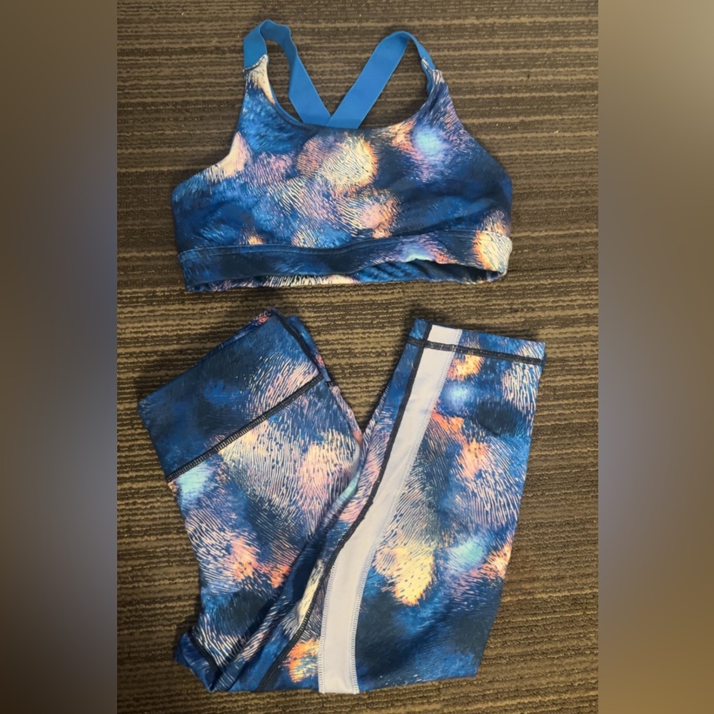 Colorful Fureworks Abstract Sports Bra and Capri Leggings Set